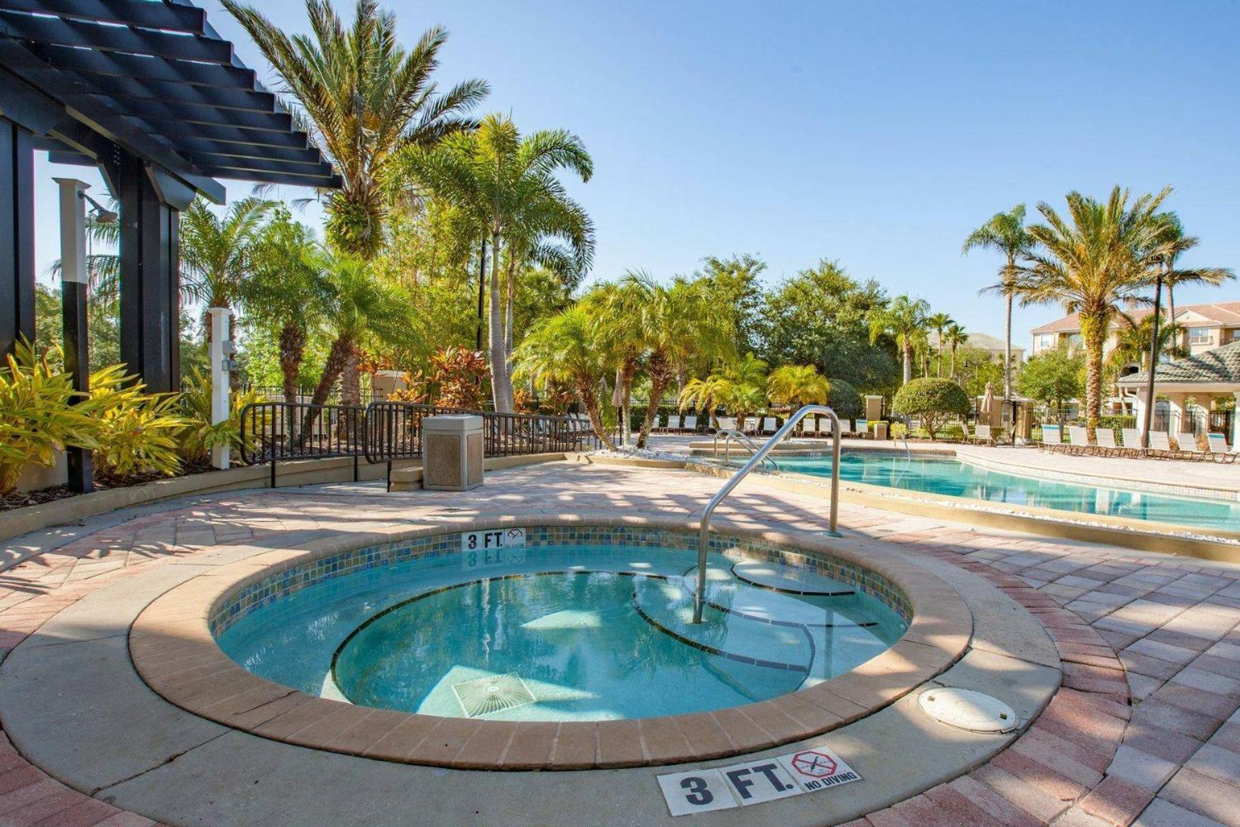 Modern Vacation Apartment With A Lake View At Vista Cay Resort Vc4816 Orlando Exterior photo